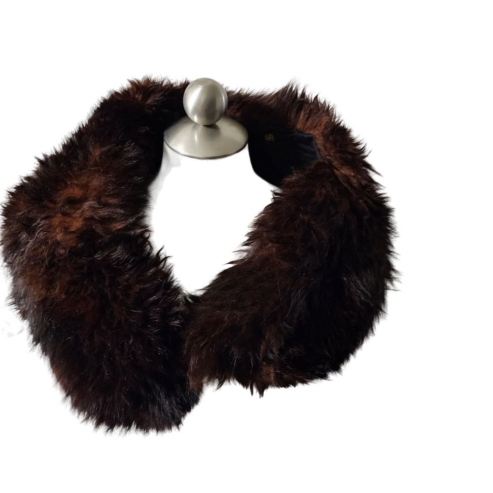 VINTAGE BROWN COLLAR REAL FUR WITH A HOOK 34.5 inches